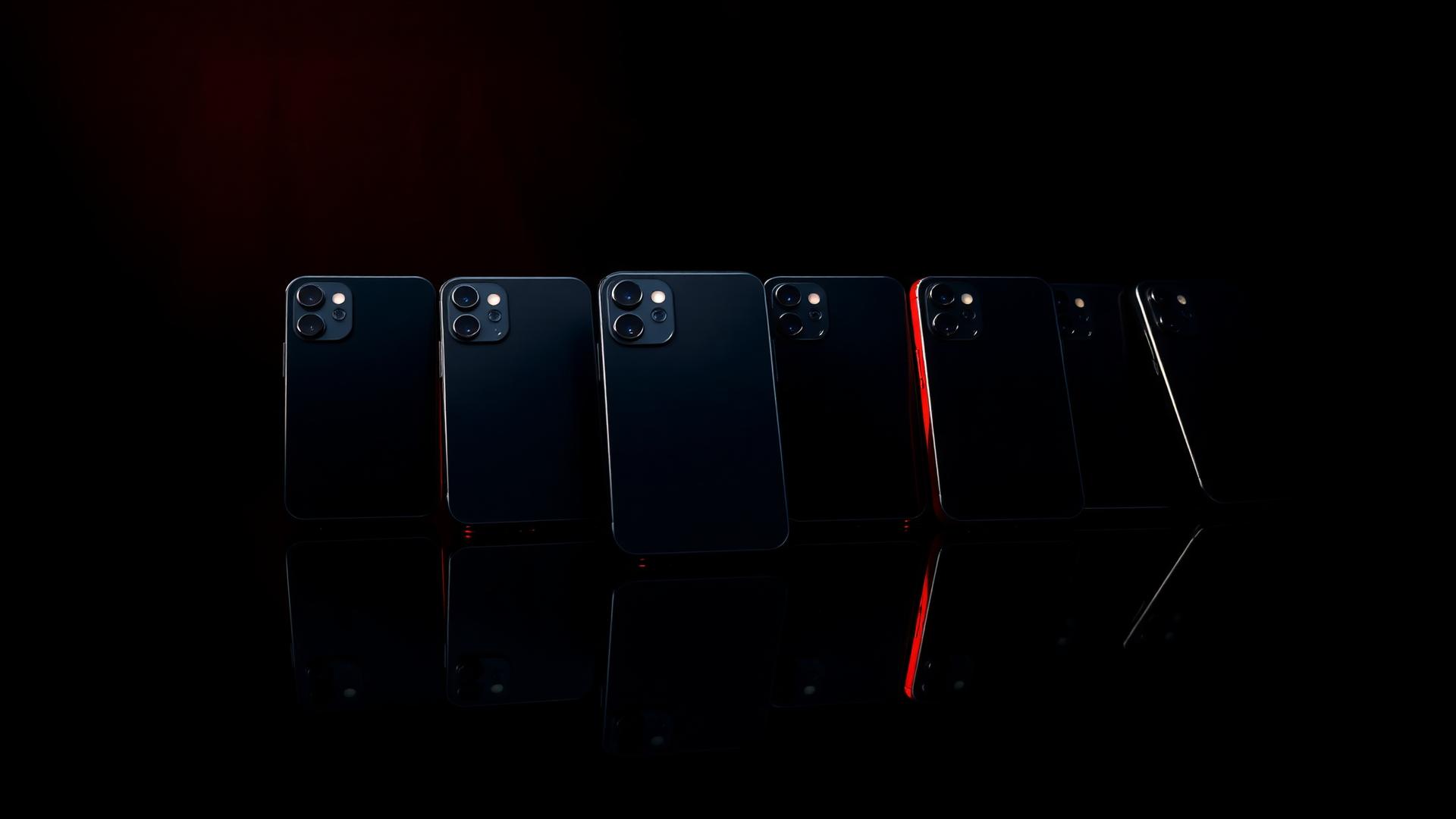MOCK MOBILE lineup of stealth phones
